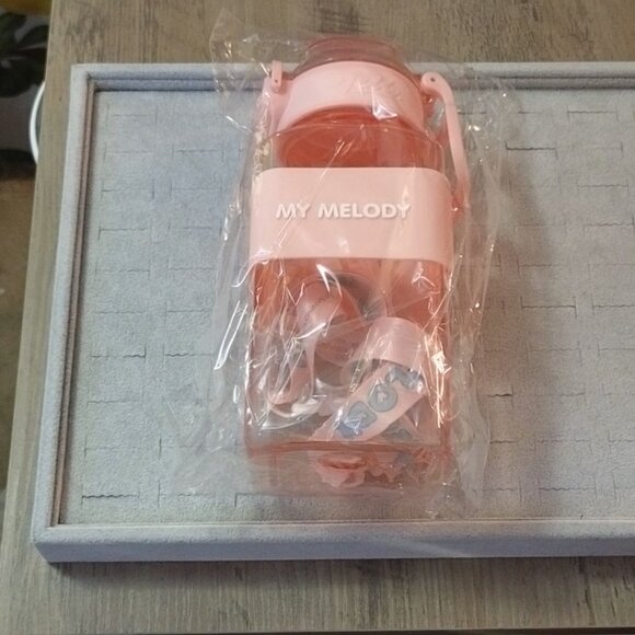 Sanrio Licensed My Melody Water Bottle - Picture 2 of 2